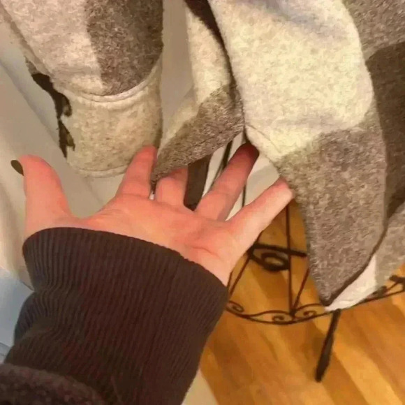 H&M Plaid Shacket-Sz S - Picture 5 of 7